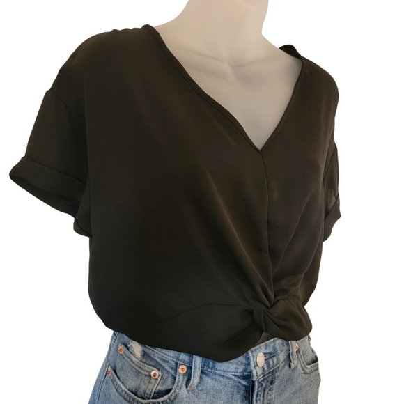 Beautiful Cropped Blouse V Neck Short Sleeve Size M - Picture 1 of 12
